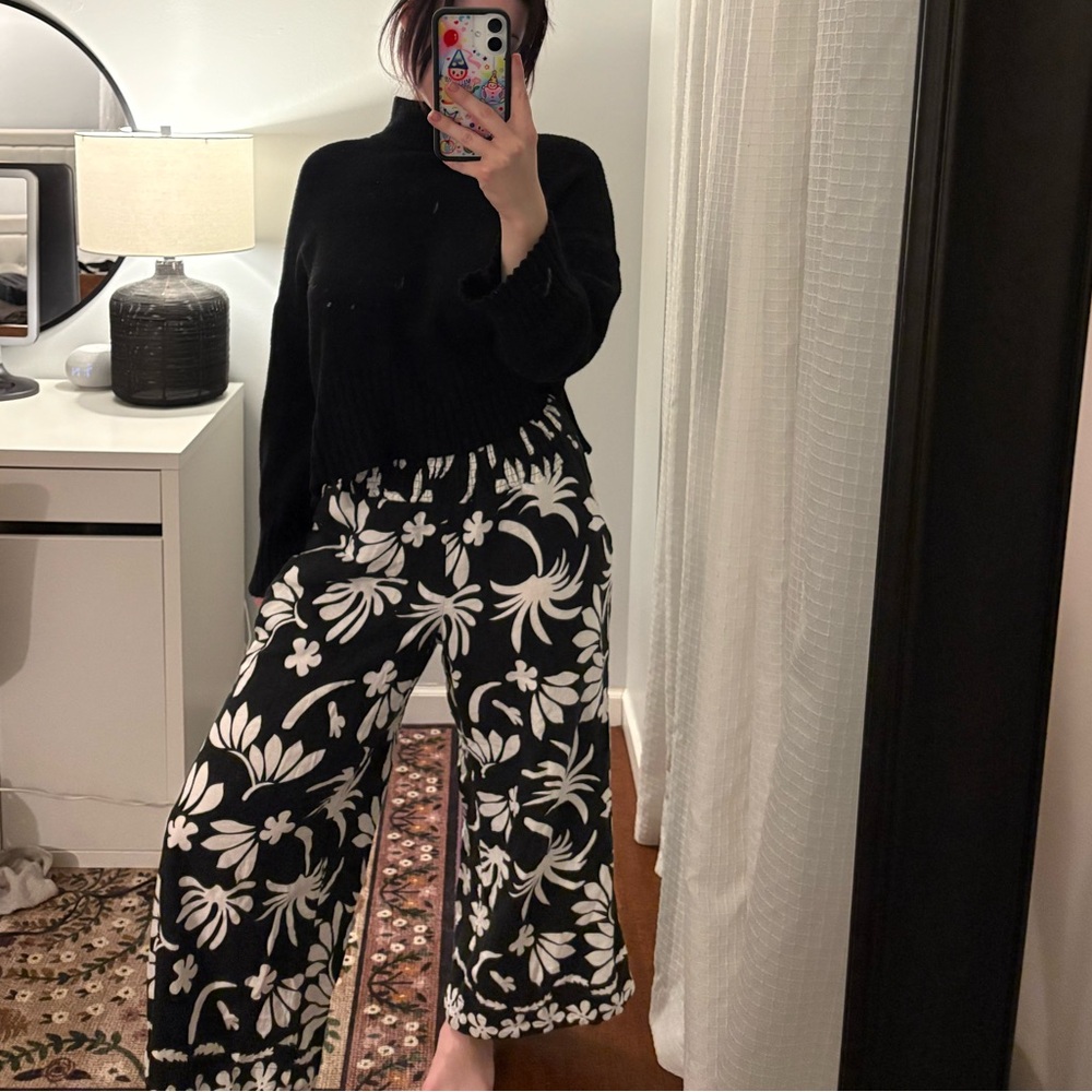 Floral wide leg pants
